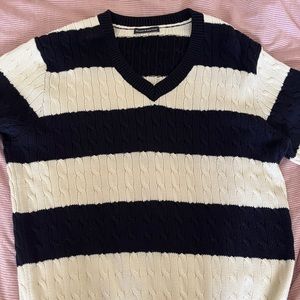 Brandy Melville Nikki V-Neck Cable Knit Sweater